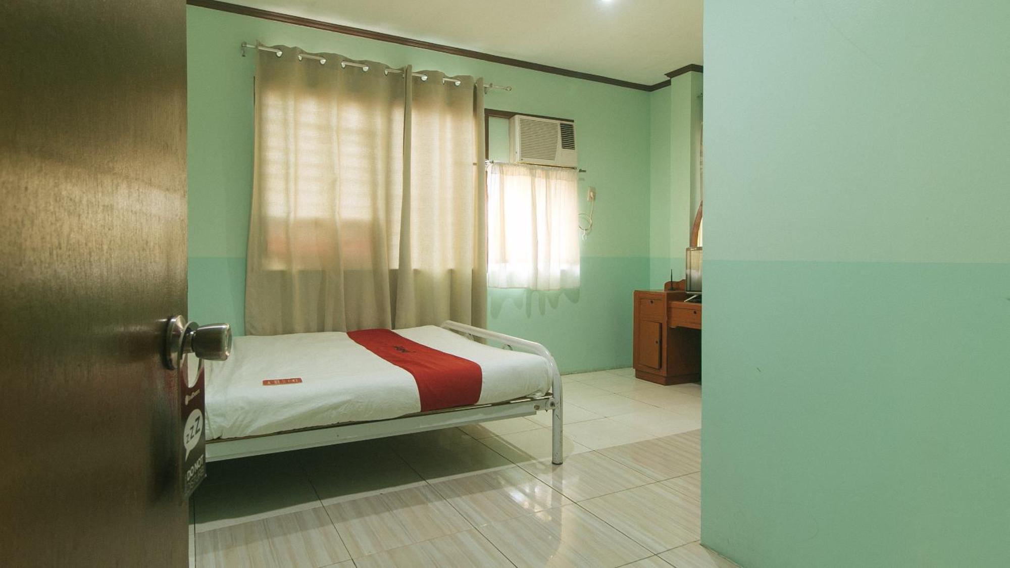 Reddoorz At Maanyag Pension House Mandaue Cebu Екстер'єр фото
