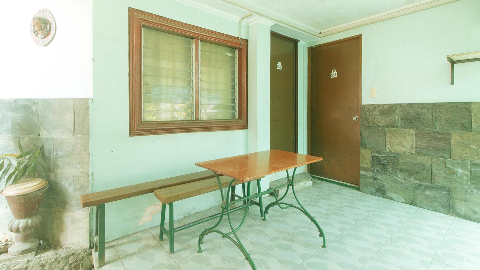Reddoorz At Maanyag Pension House Mandaue Cebu Екстер'єр фото
